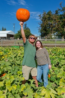 20261003 0134.Jack Liz.big Pumpkin