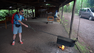 Pat Drying Coffee.2026-05-16